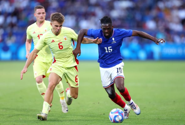 特德斯科：德布劳内能发现其他人发现不了的空当，并传出好球